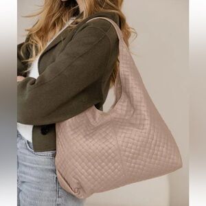 MADE IN ITSLY Elegant Beige Woven LEATHER Tote Bag